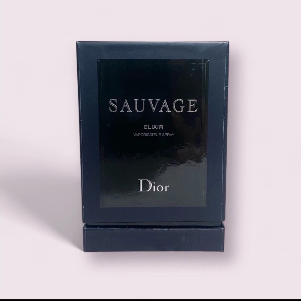 Dior Sauvage Elixir in Elegant Black